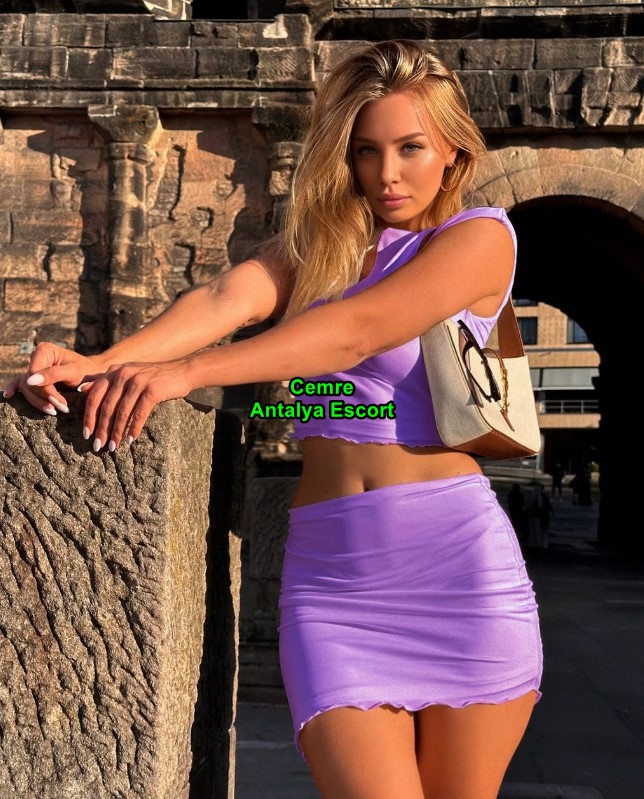 antalyaescortcemre-1 Antalya Escort Cemre Escort Camiasında Kraliçe Benim!